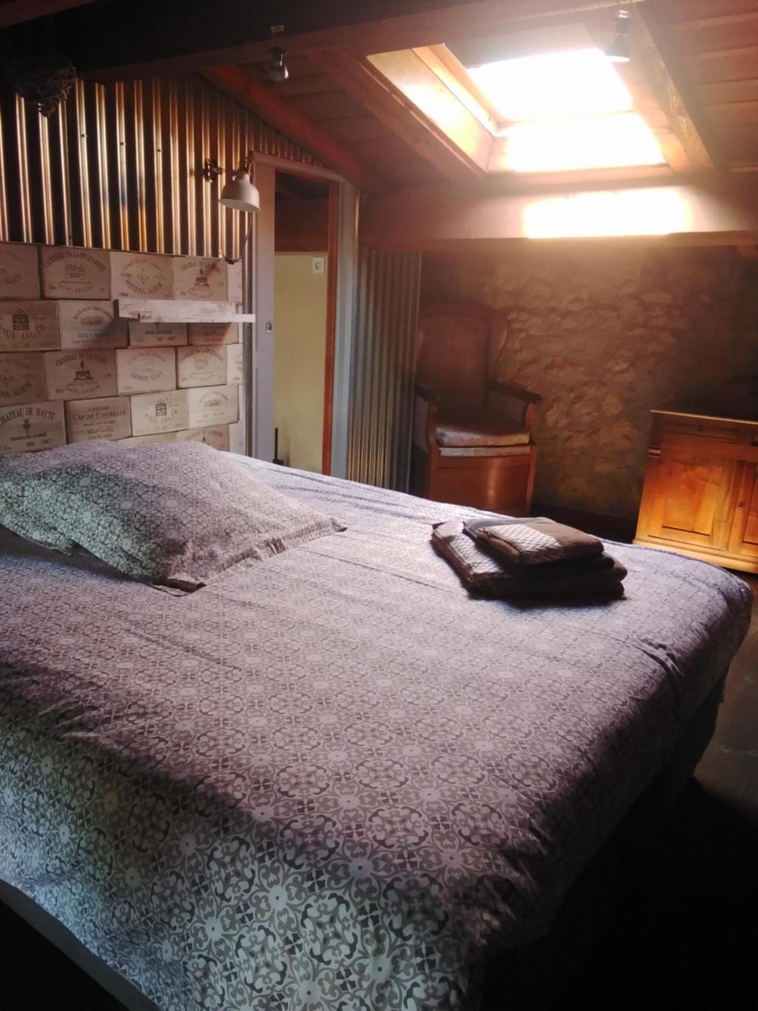 Bed and Breakfast La Girondine Galgon Экстерьер фото